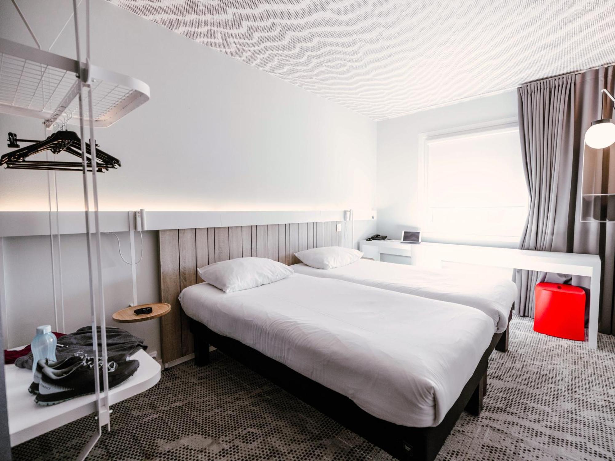 Hotel Ibis Luxembourg Aeroport Niederanven Exterior foto